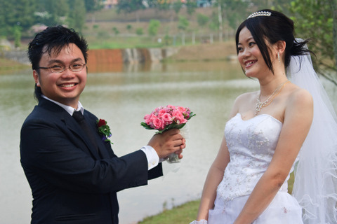 Ming Yuan and Jinyi