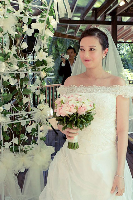 Ikka's Wedding Actual Day Makeup and Hair by TheLittleBrush Singapore Makeup Artist