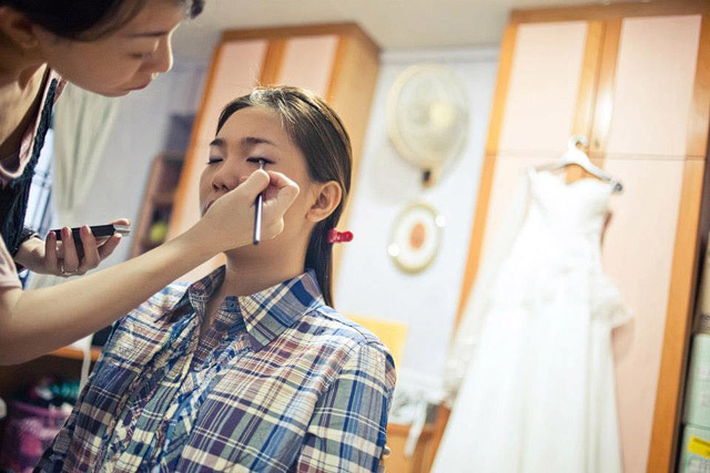 Xiao Han's Wedding Day Bridal Makeup and Hairstyling by Jovie Tan from TheLittleBrush Makeup.