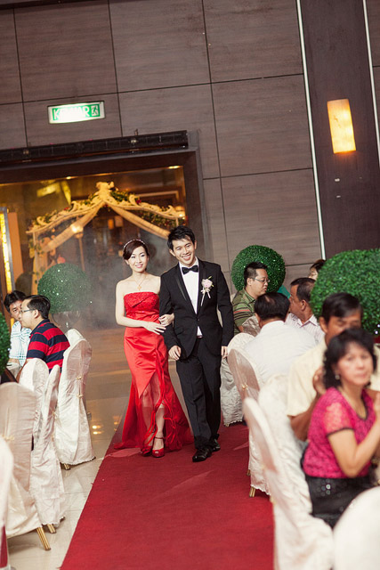 Yun Jia's Wedding Day Hair and Makeup by Jovie Tan from TheLittleBrush Makeup.
